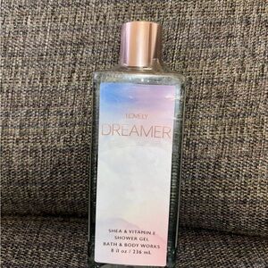 Bath & Body Works Lovely Dreamer Shower Gel 8 oz New With Shea And Vitamin E